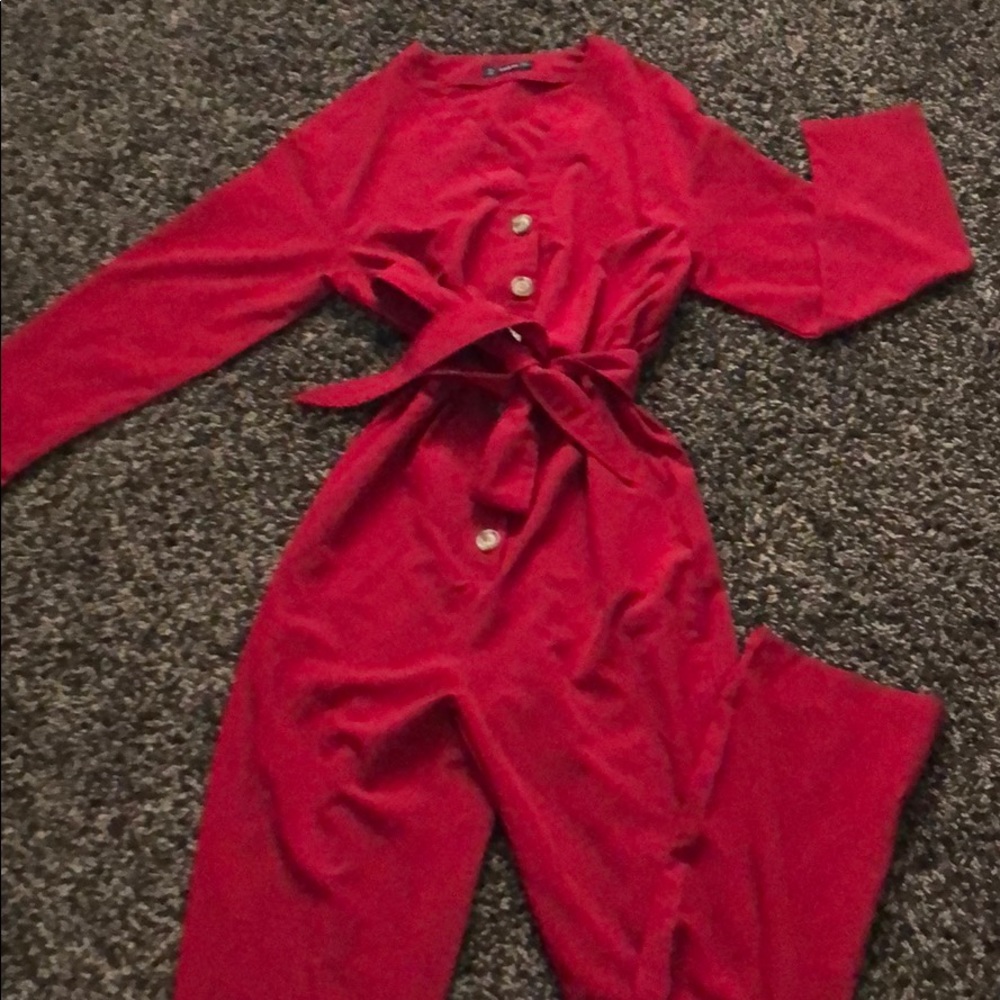 Never worn jumpsuit. 20$ obo size xs